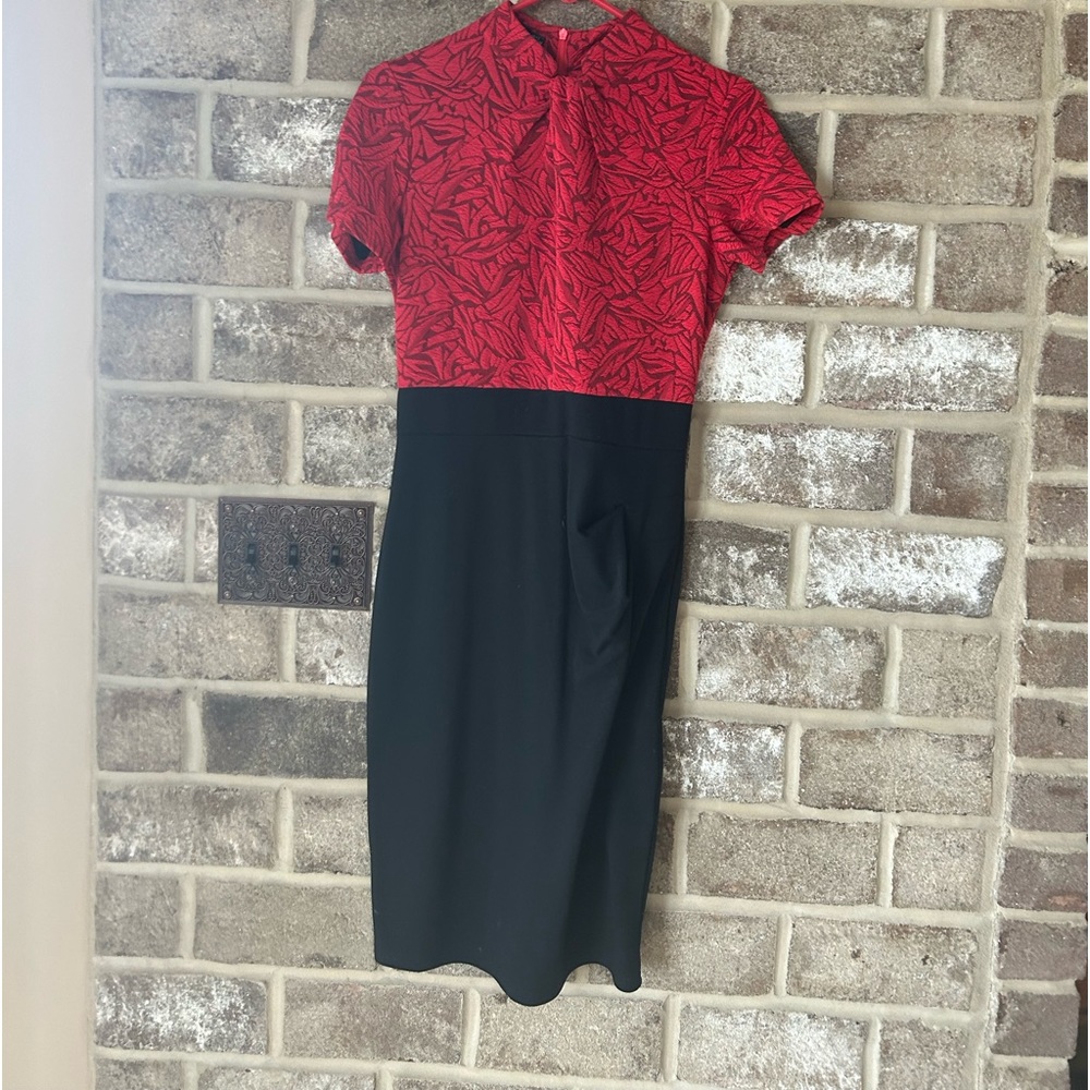 Classy dress - worn once for Valentines Day.  Perfect for the holidays!!